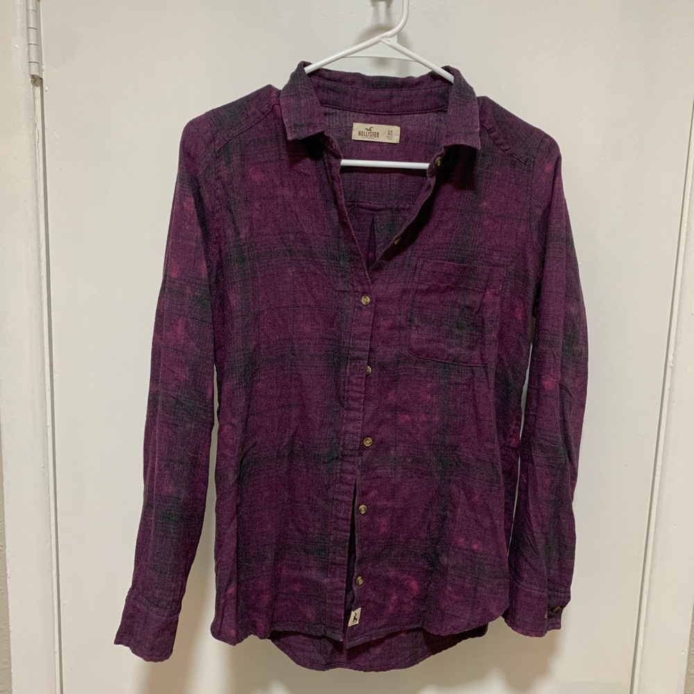 Long-Sleeve Purple Plaid Button-Up Shirt